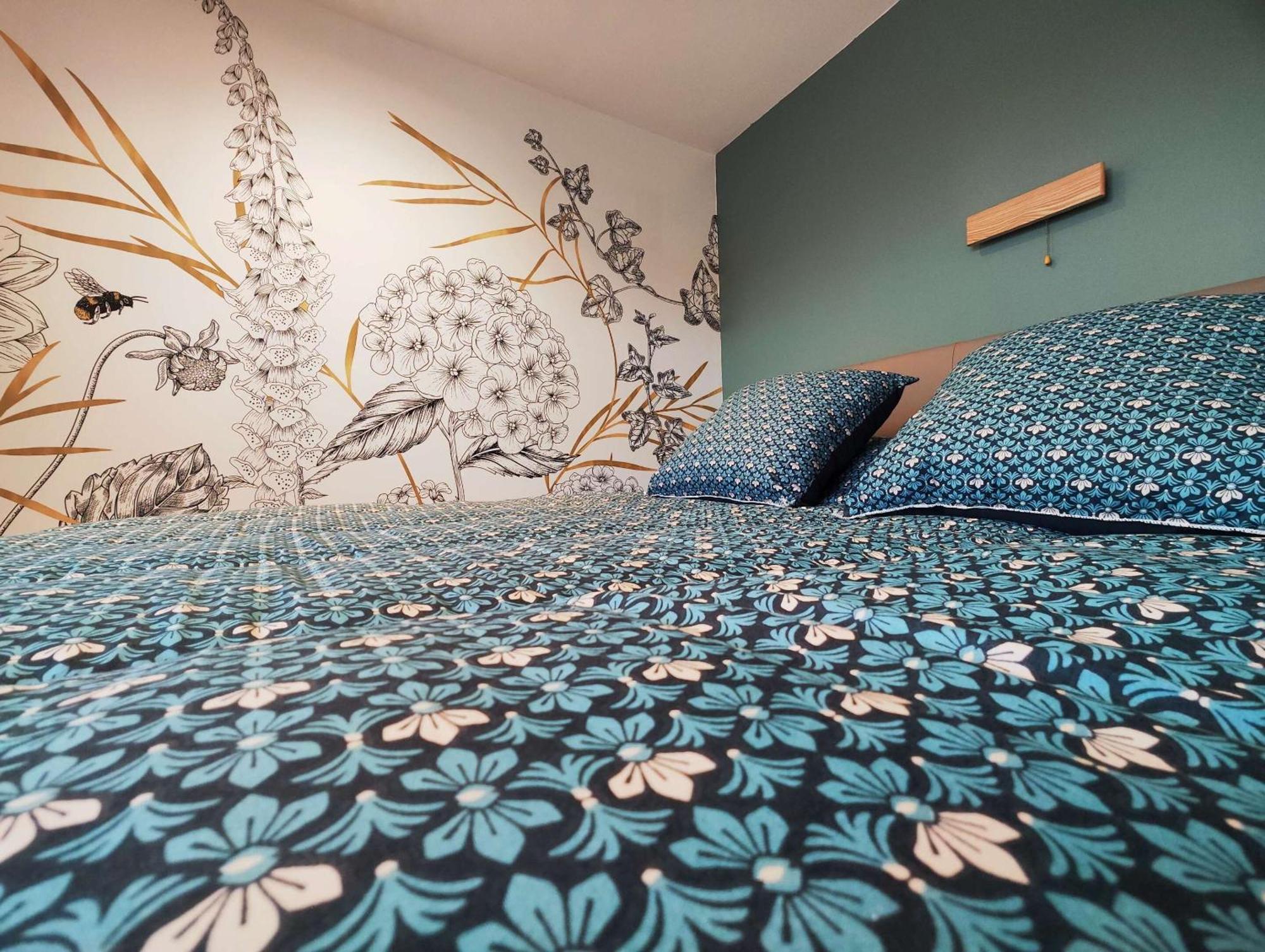 Gites Les Volets Rouges D'Allonnes Allonnes  Room photo